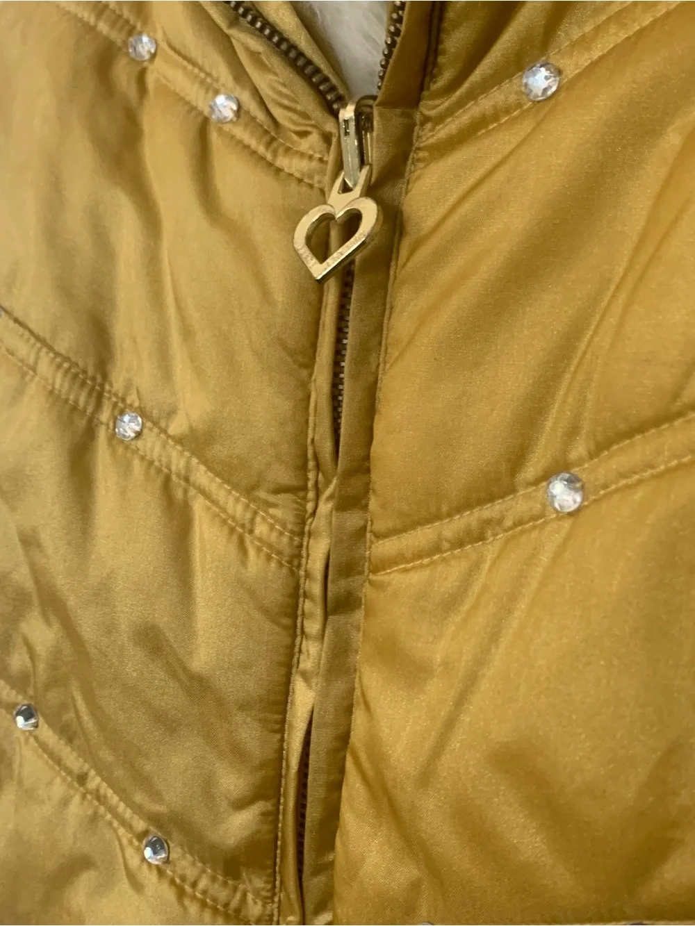 The Children’s Place Girls Gold Faux Fur Lined Puffer Vest Rhinestone M 7/8